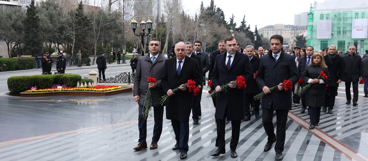 Xocalı faciəsi qurbanlarının əziz xatirəsi ehtiramla yad olunub