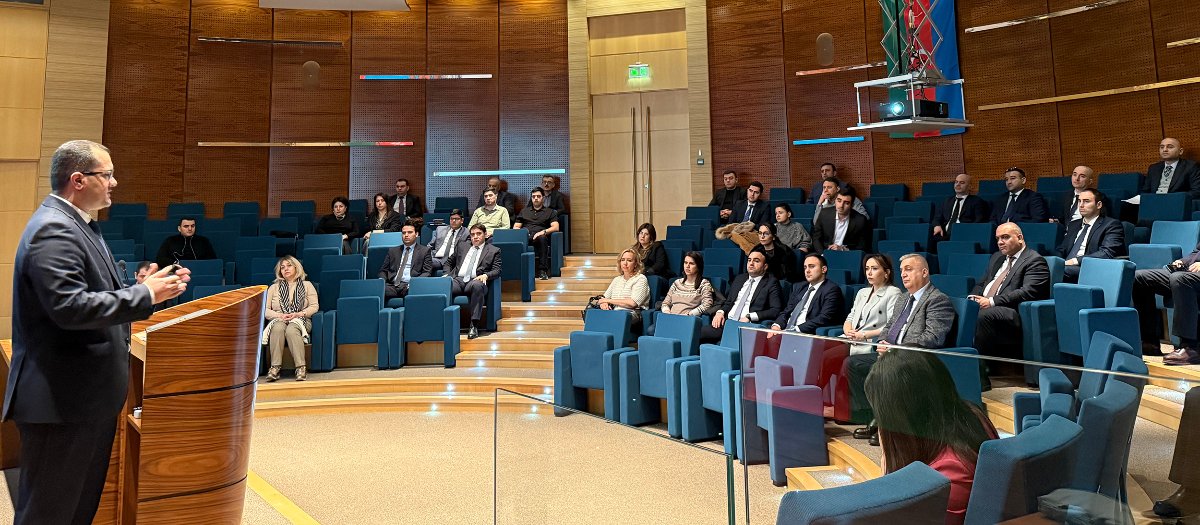 Maliyyə Nazirliyində nəticəəsaslı büdcə mexanizminin tətbiqi ilə bağlı növbəti təlimlər keçirilib