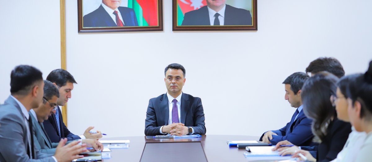 Maliyyə Nazirliyində vakant vəzifələr üzrə müraciət etmiş namizədlərlə görüş keçirilib