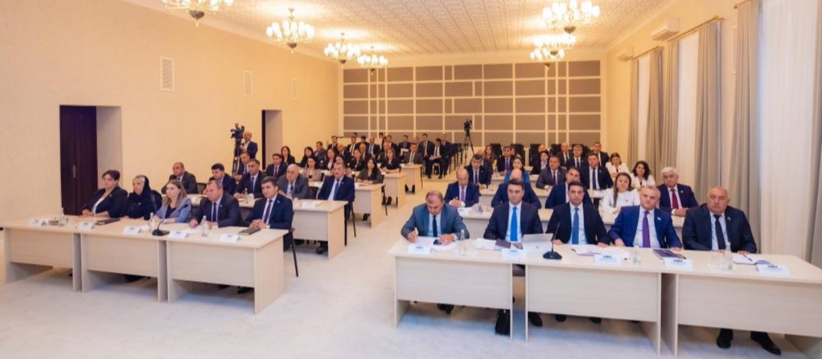Ali Məclisin növbədənkənar sessiyasının ilk iclası keçirilib