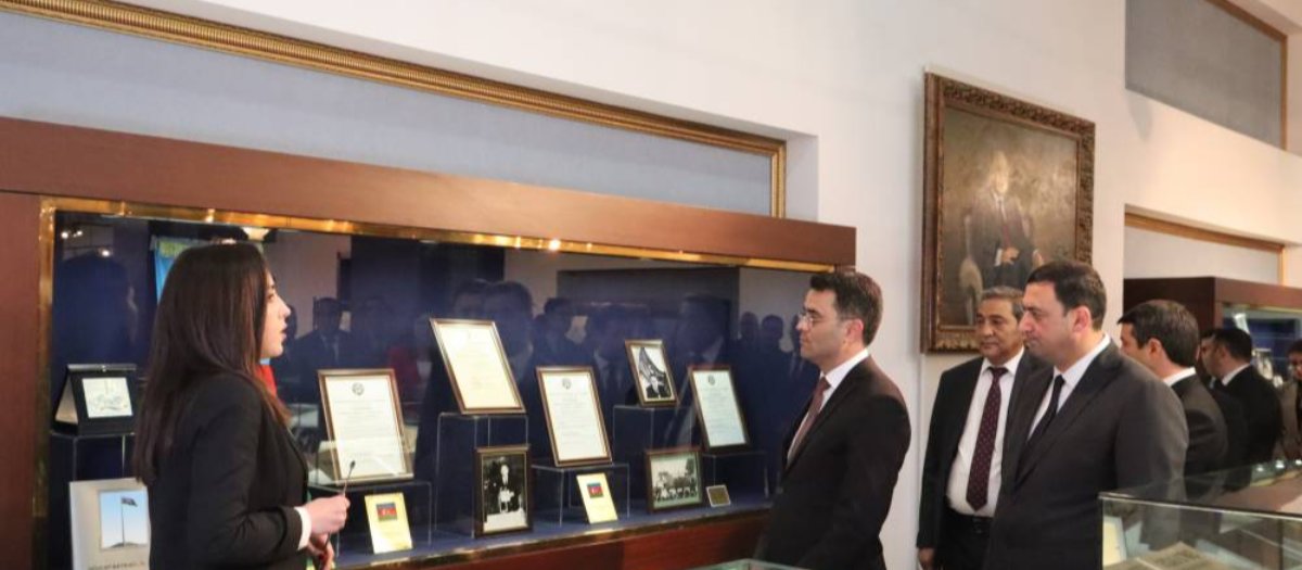 Ümummilli Lider Heydər Əliyevin anadan olmasının 101-ci ildönümü münasibətilə tədbir keçirilib