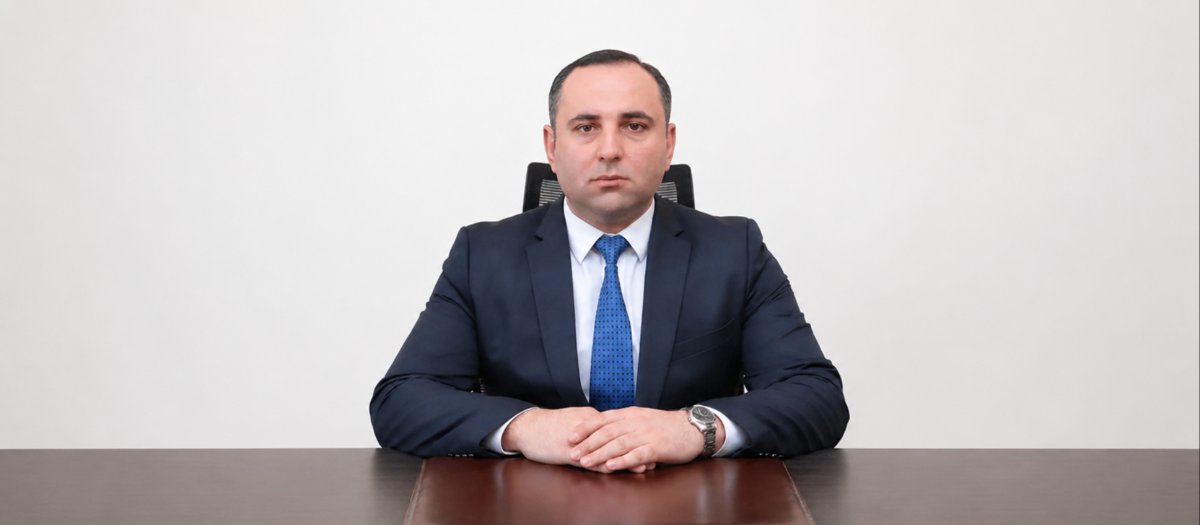 Maliyyə Nazirliyinin əməkdaşı Məmmədnağı Əkbərov "Naxçıvan Avtomobil Yolları Dövlət Agentliyi"ndə İdarə Heyəti sədrinin müavini təyin olunub